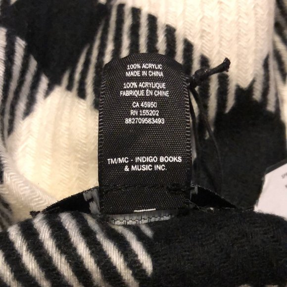 LOVE & LORE SUPERSOFT SCARF IVORY/BERRY TARA PLAID - Picture 9 of 9